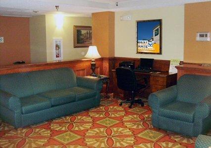 Quality Inn & Suites موسكوجي المظهر الداخلي الصورة